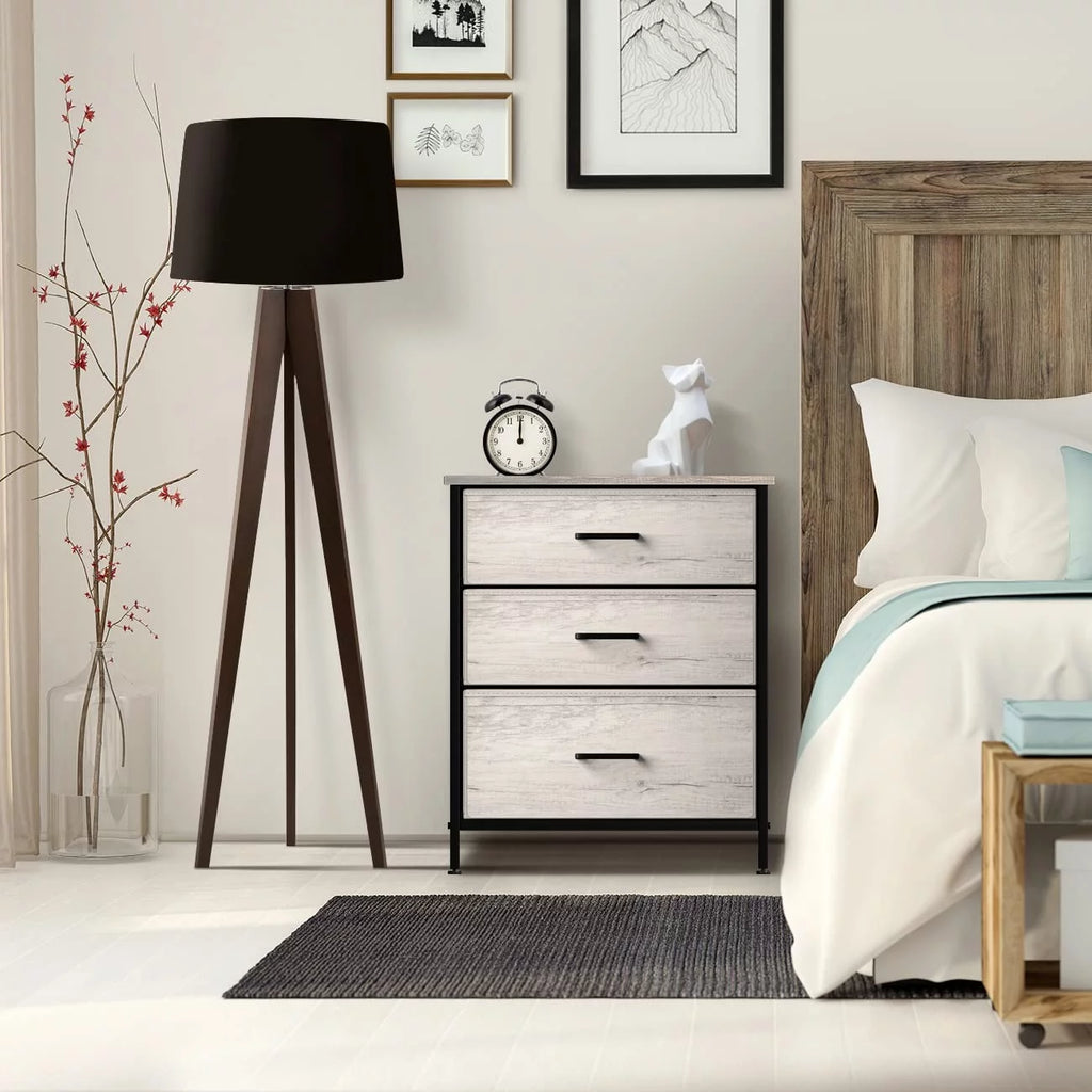 3 Drawer Nightstand Y46633