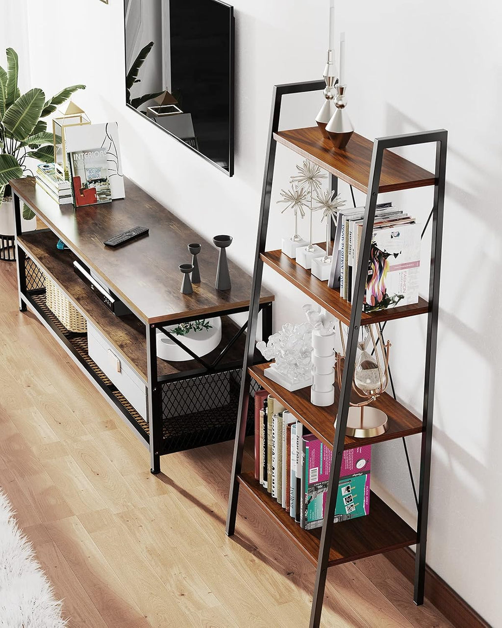 4-Tier Industrial Ladder Bookcase O641556