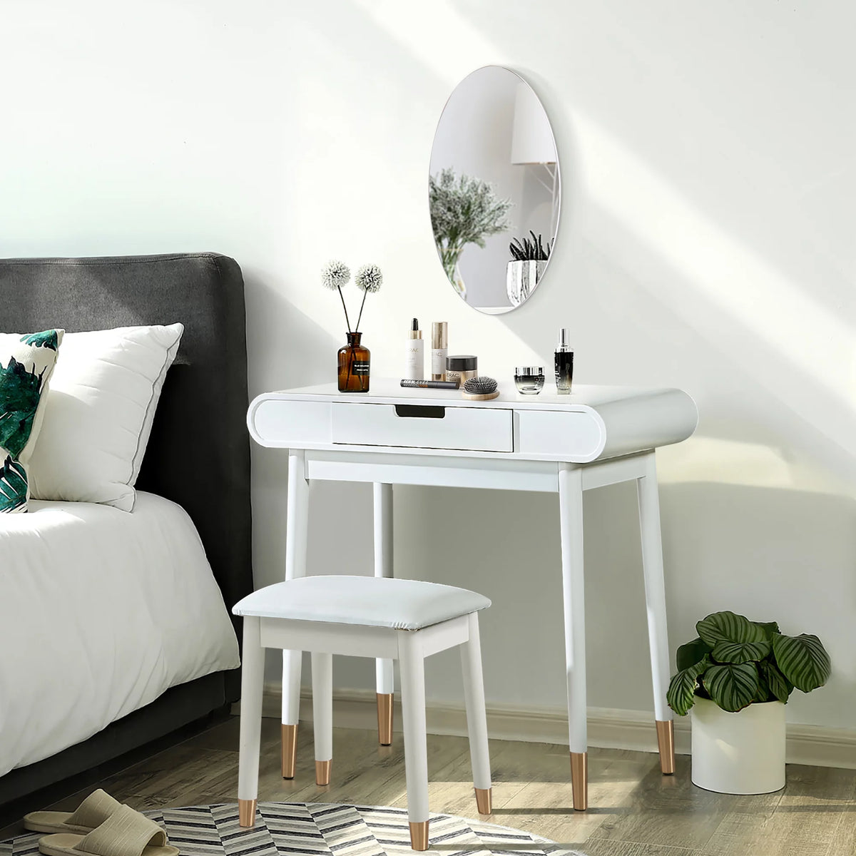 White Makeup Vanity Table Set with Stool C831