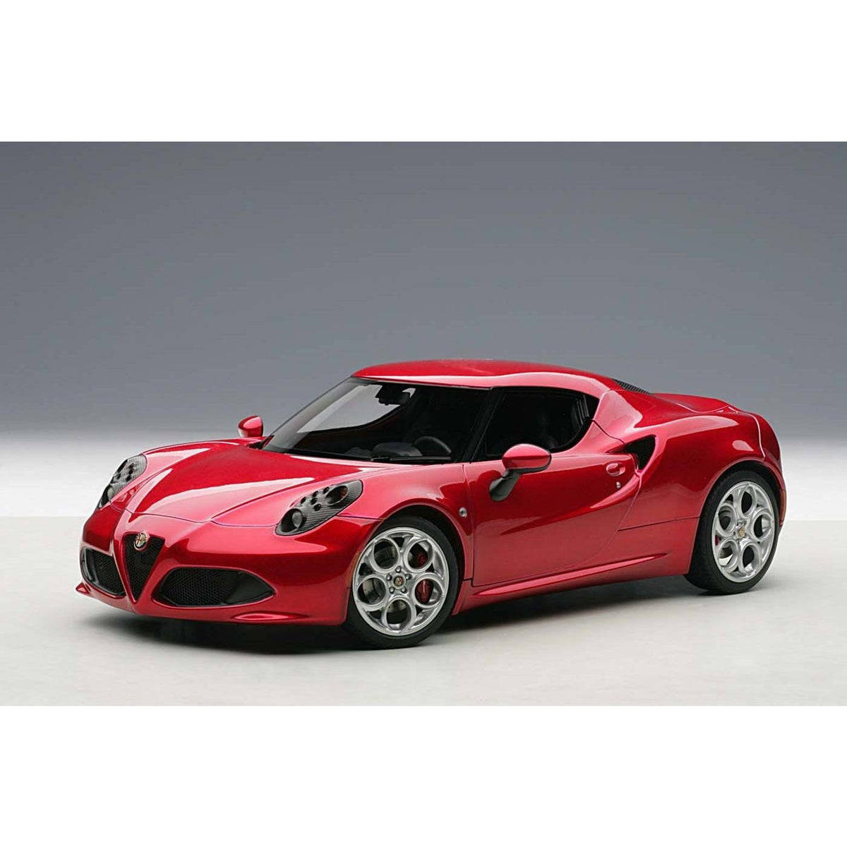 1/18 Alfa Romeo 4C Metallic Red H337270