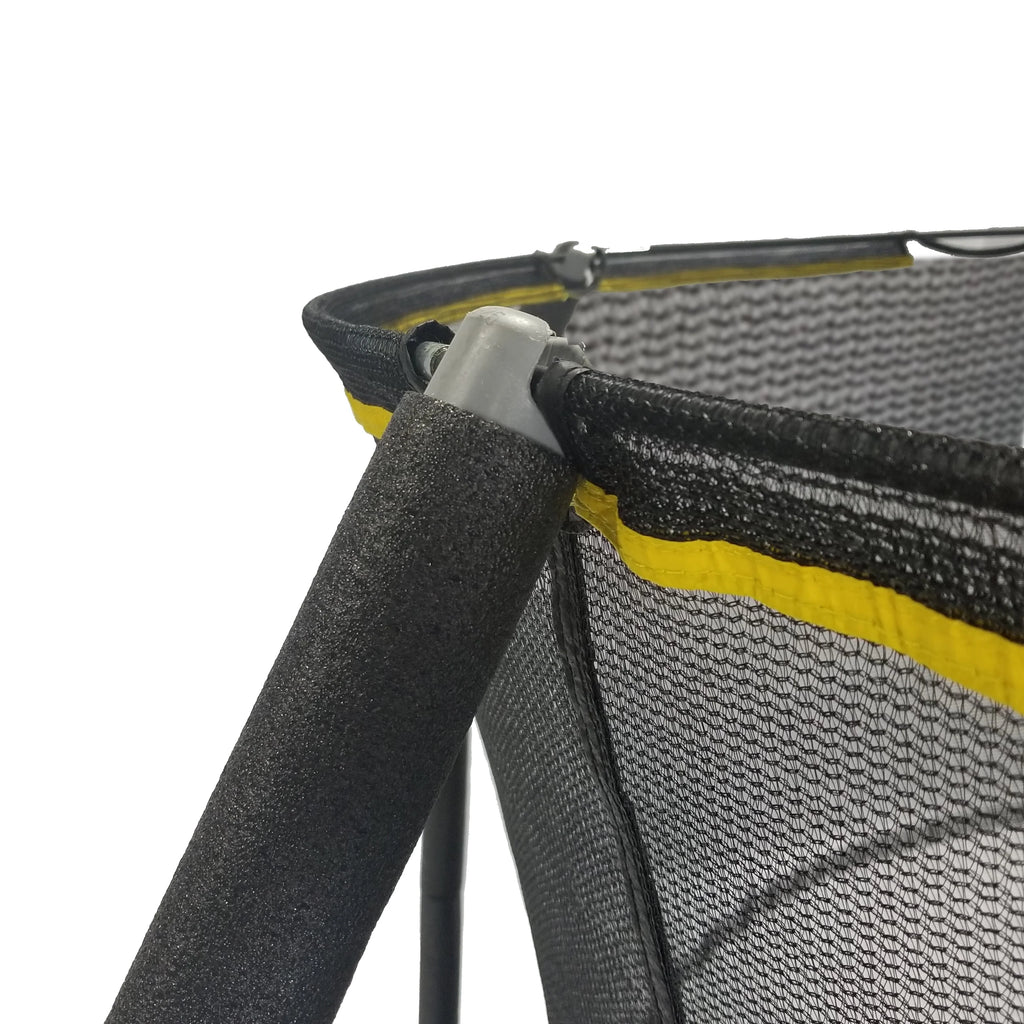 7.5-Foot Trampoline with Enclosure A9526