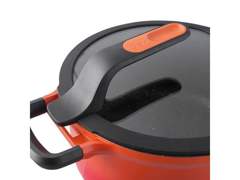 Cast Aluminum Non-Stick Covered Saute Pan Q12904