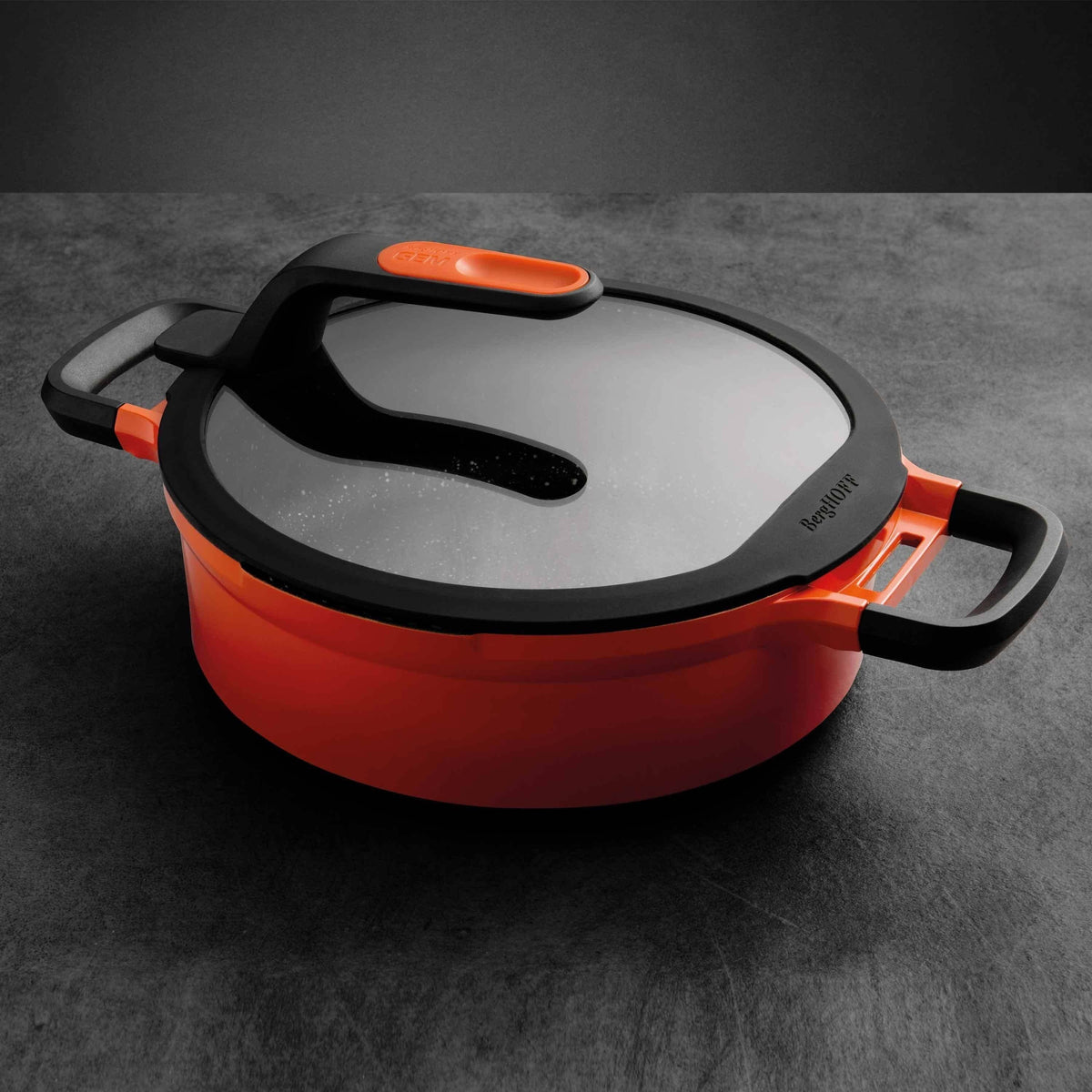 Cast Aluminum Non-Stick Covered Saute Pan Q12904