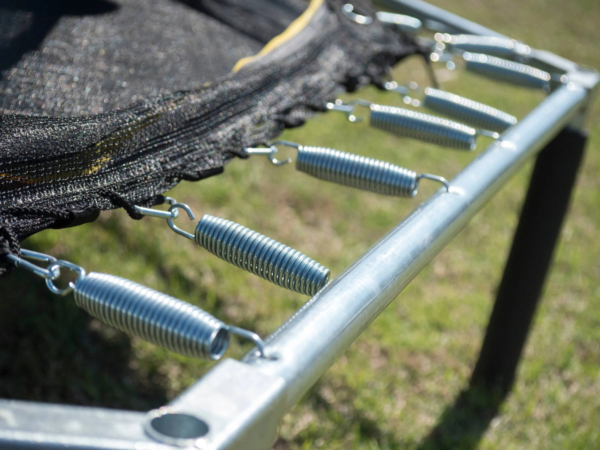 7.5-Foot Trampoline with Enclosure A9526