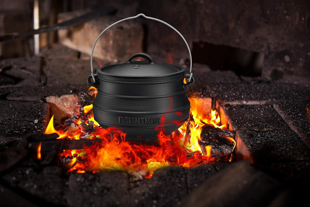 Cast Iron Pre-Seasoned Potjie Pot With Lid, 8 Quarts P989772