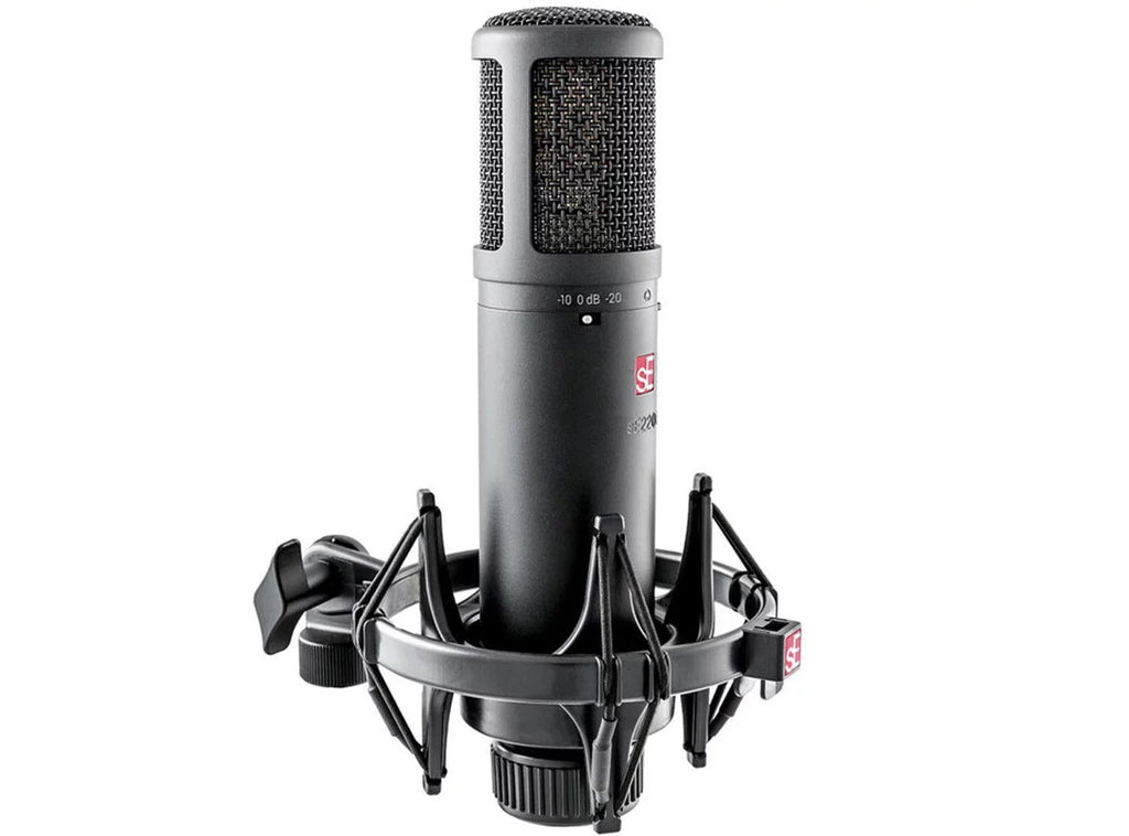 Large Diaphragm Condenser Mic with Shockmount and Filter X752463