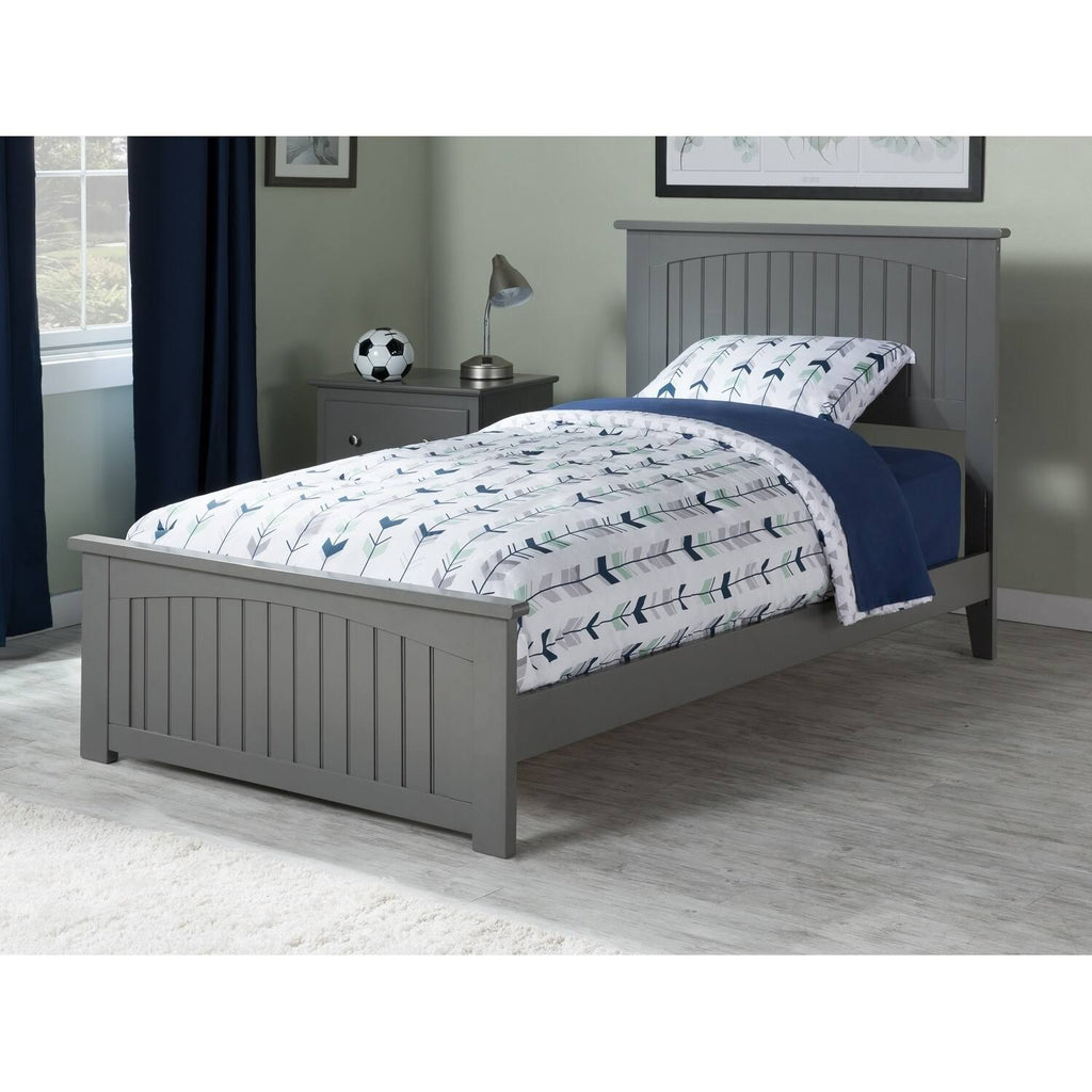 Twin XL Traditional Bed with Foot Board in Grey A17382