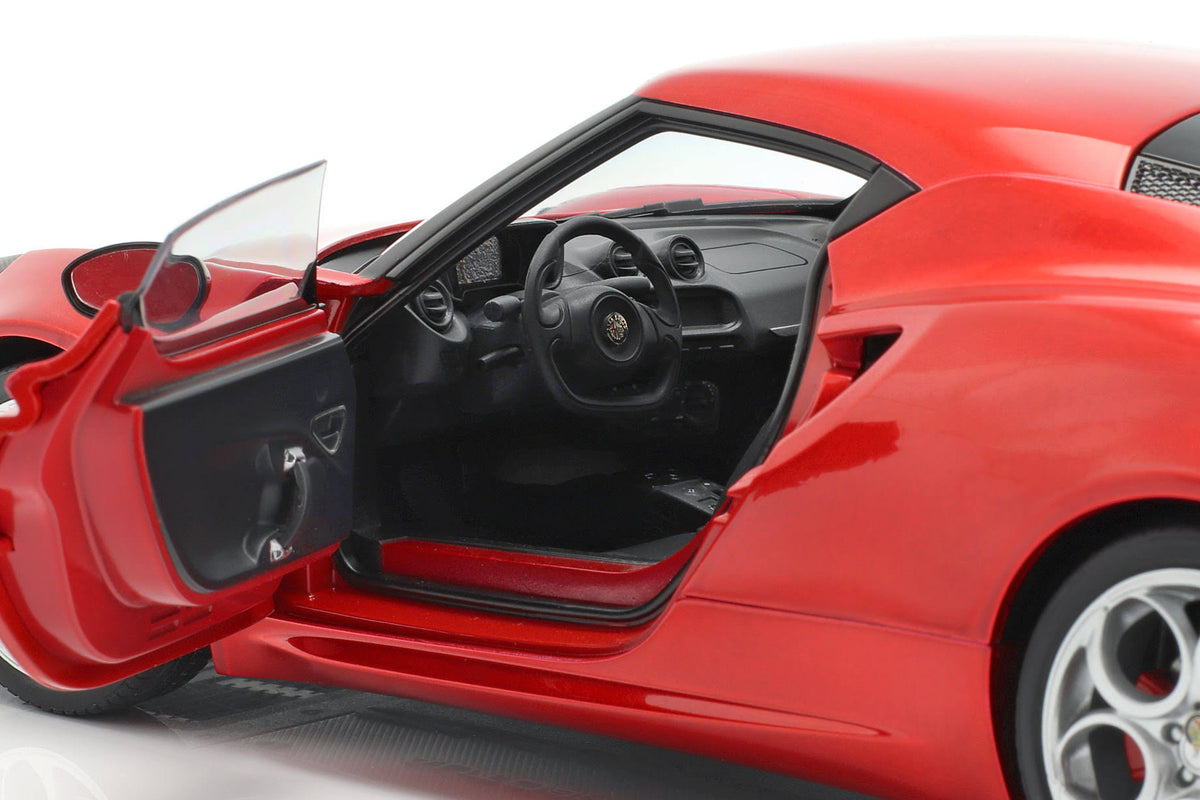 1/18 Alfa Romeo 4C Metallic Red H337270