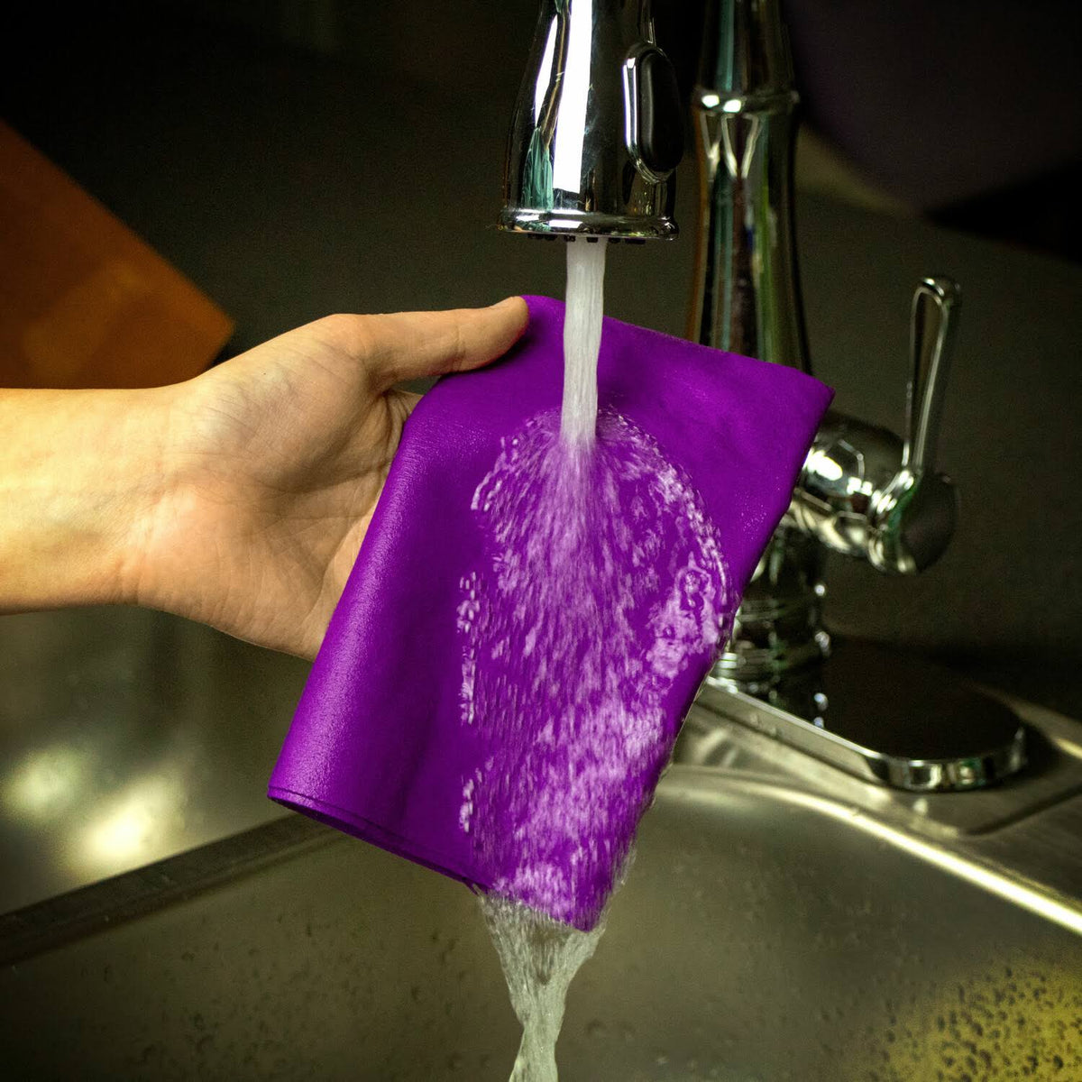 Colors Standard Sized Cleaning Cloths G7881