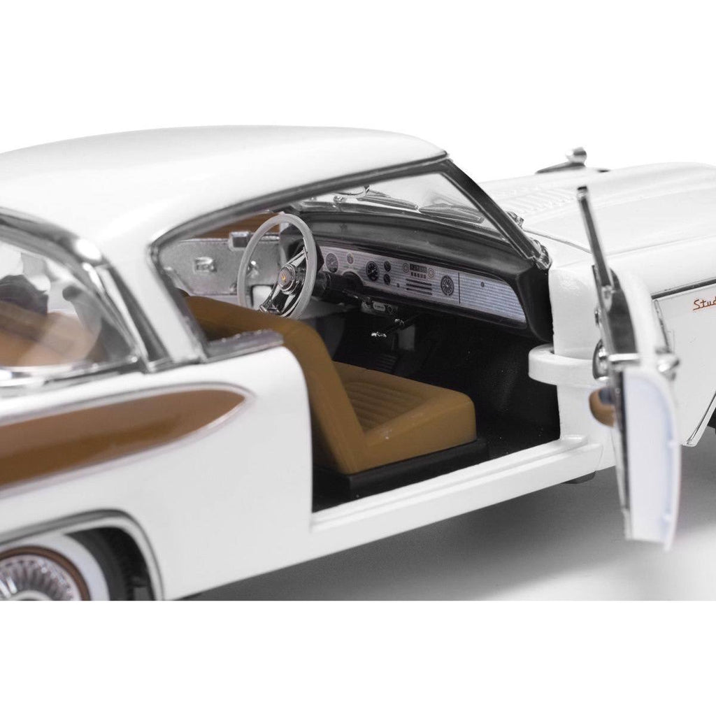 1/18 Diecast Car Model A439066